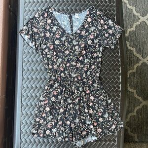 Old Navy floral romper size small